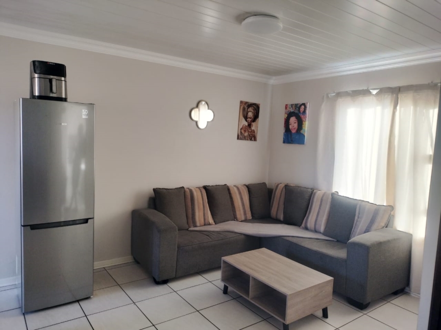 2 Bedroom Property for Sale in Lourierpark Free State